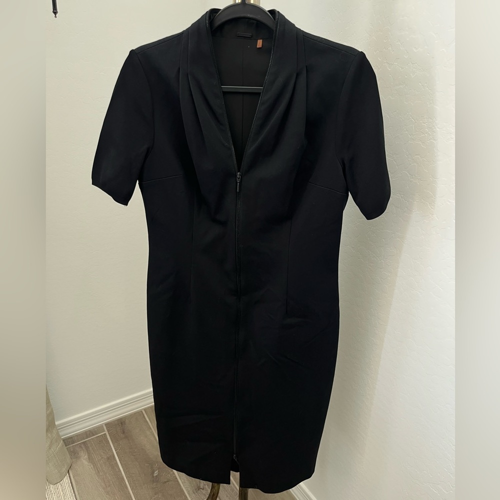 Elie Tahari Black Zipper Dress